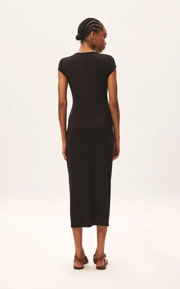 SAÍDA PAREO MODAL ESSENTIALS