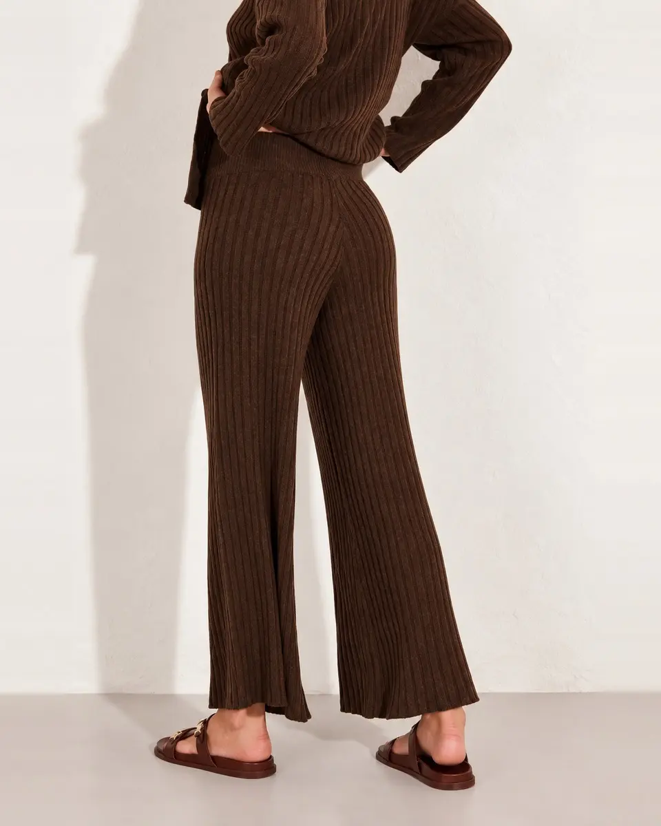 CALÇA CANELADA