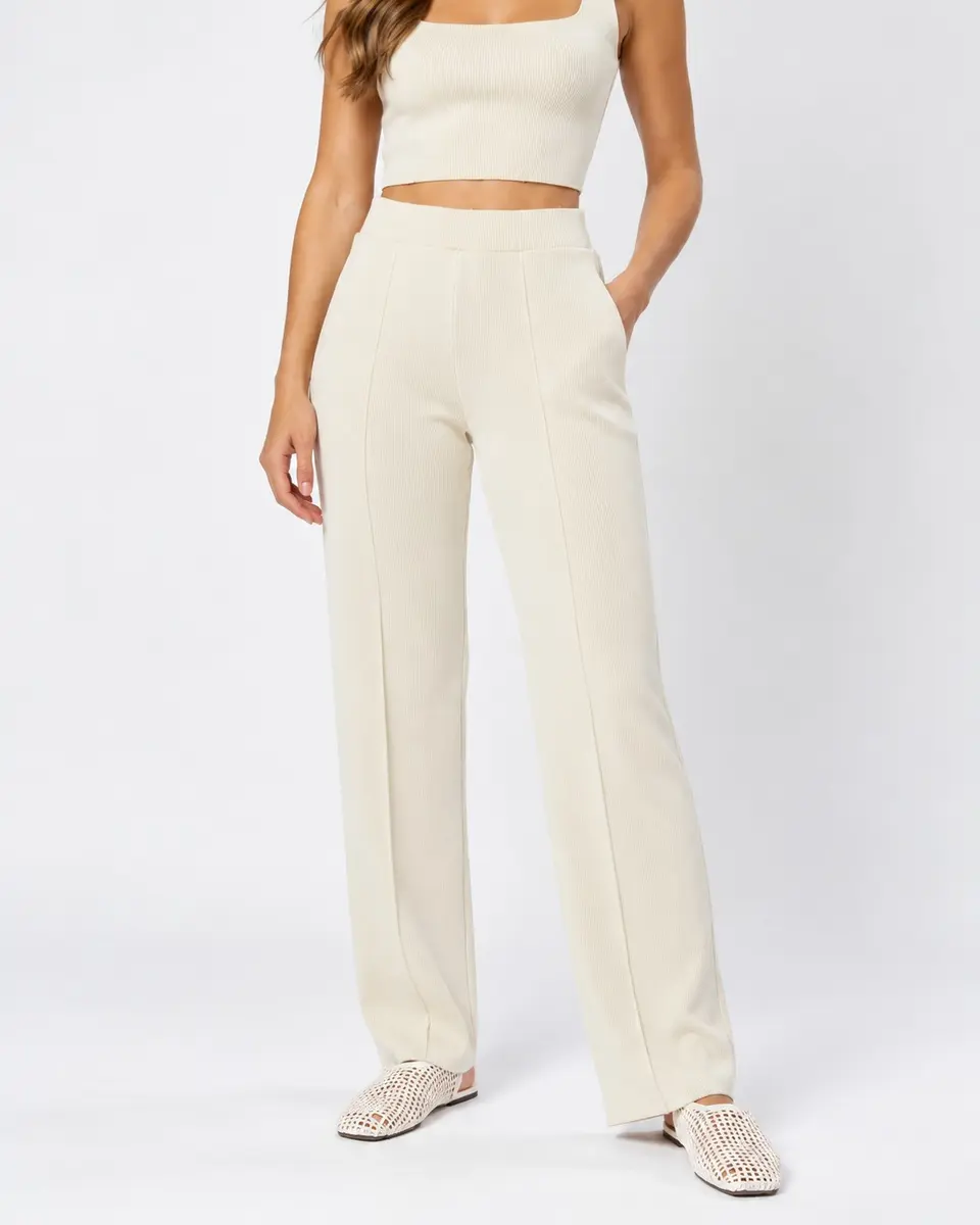 Calça Reta Nervura
