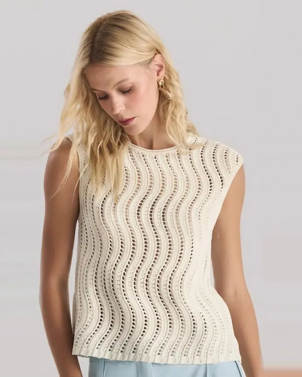 BLUSA SEM MANGA DE TRICOT ONDAS